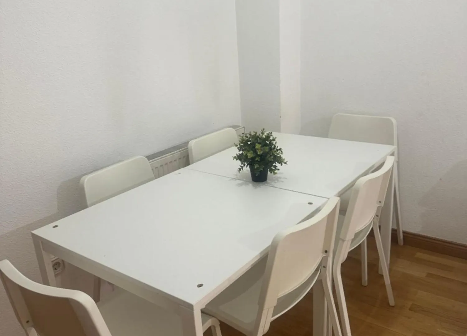 Apartamentos Aeropuerto Juan Madrid 0*,  Spain